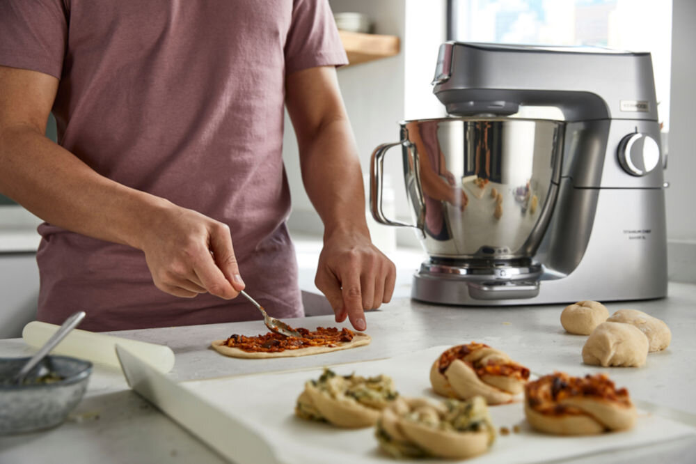 ROBOT PLANETARNY KENWOOD KVL85.704SI TITANIUM CHEF BAKER XL (SREBRO) 1200W aplikacja