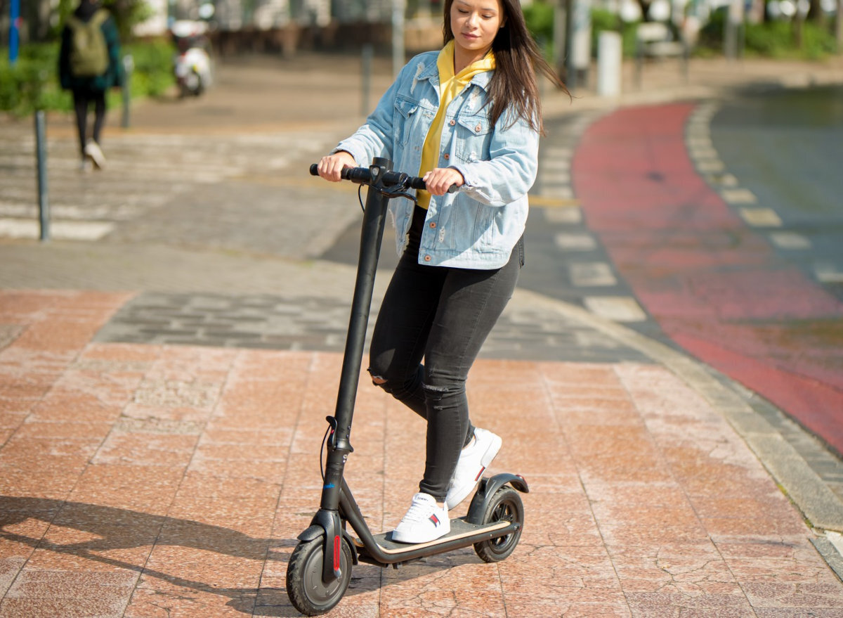 HULAJNOGA ELEKTRYCZNA FRUGAL IMPULSE wydajna bateria o duzej pojemnosci