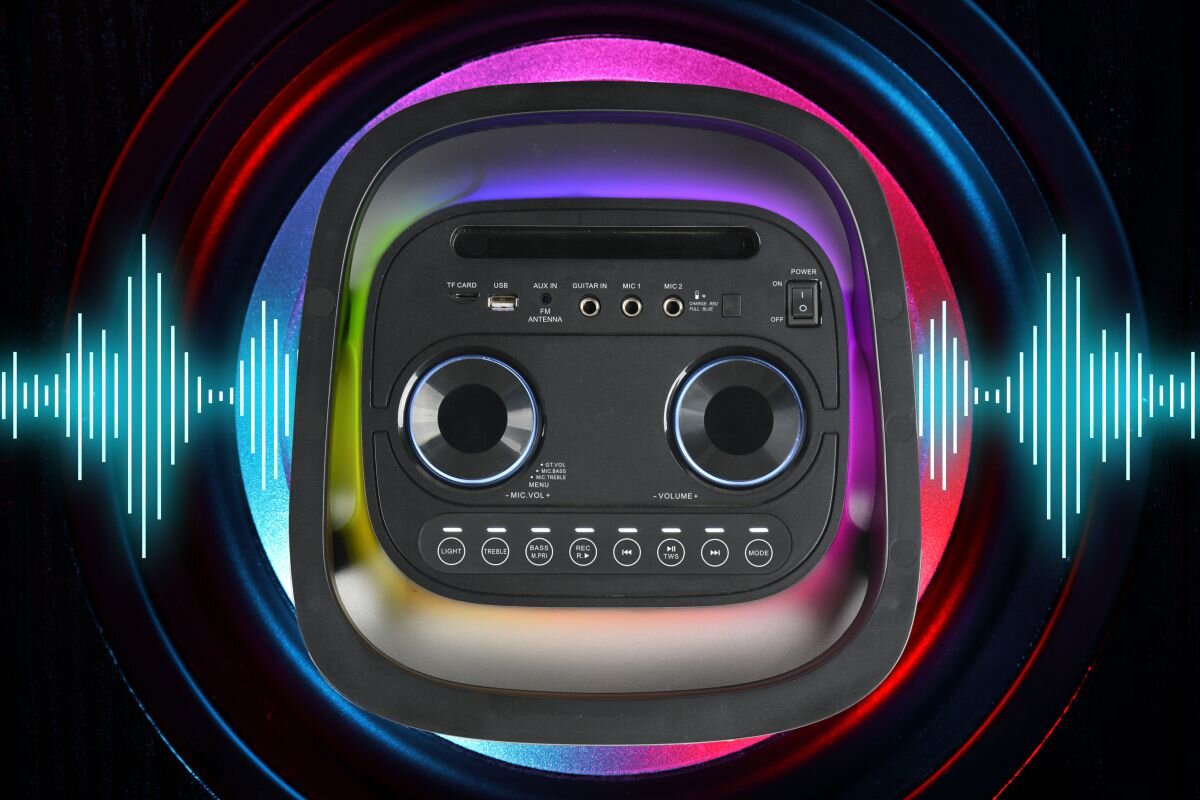 Power Audio MANTA HEKTOR - Swoboda i mobilność, power audio pokazane od góry, panel sterowania