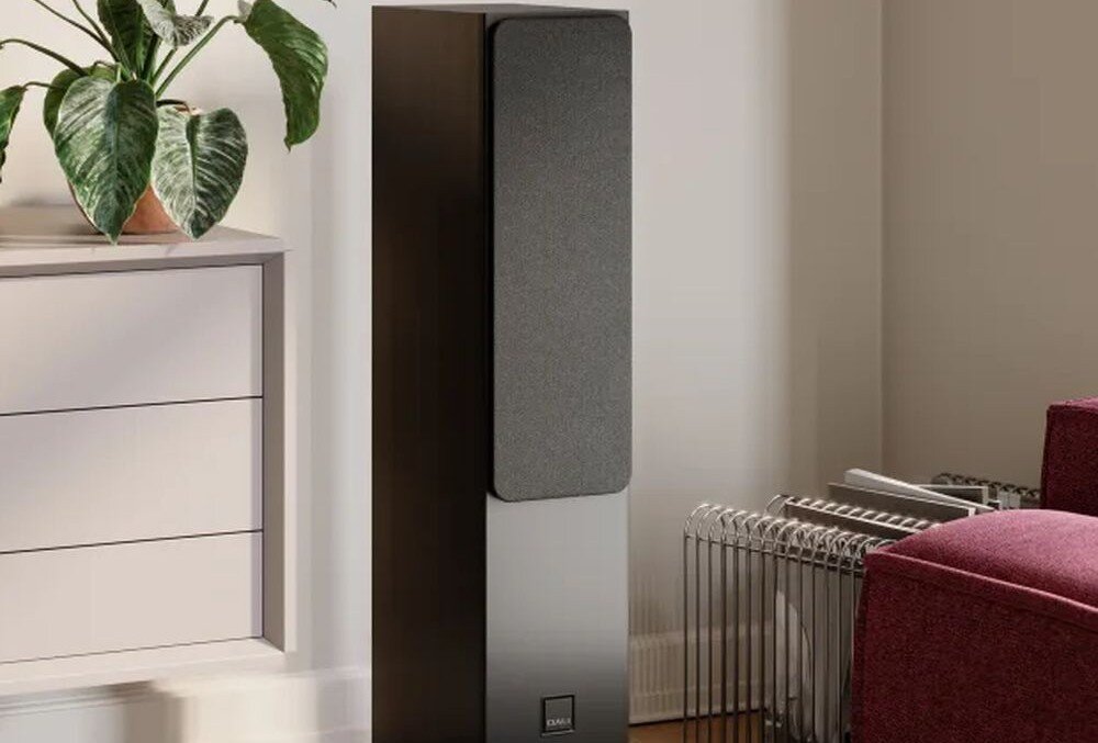 Kolumny podłogowe DALI Sonik 5 tweeter 29 mm szeroka dyspersja detale wysokich tonów, kolumna stojąca w pomieszczeniu