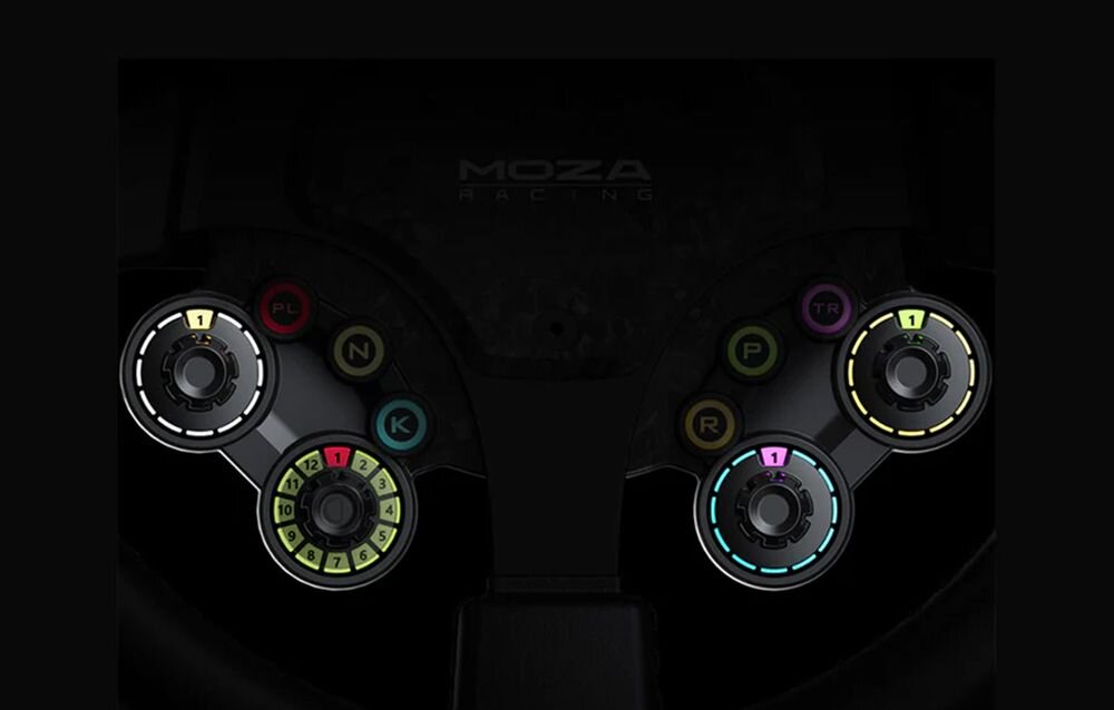 Kierownica MOZA CS Pro RS093, 8 przycisków, 4 enkodery, funky, KERS, Frontowy widok kierownicy MOZA Racing z widocznym wykończeniem karbonowym.