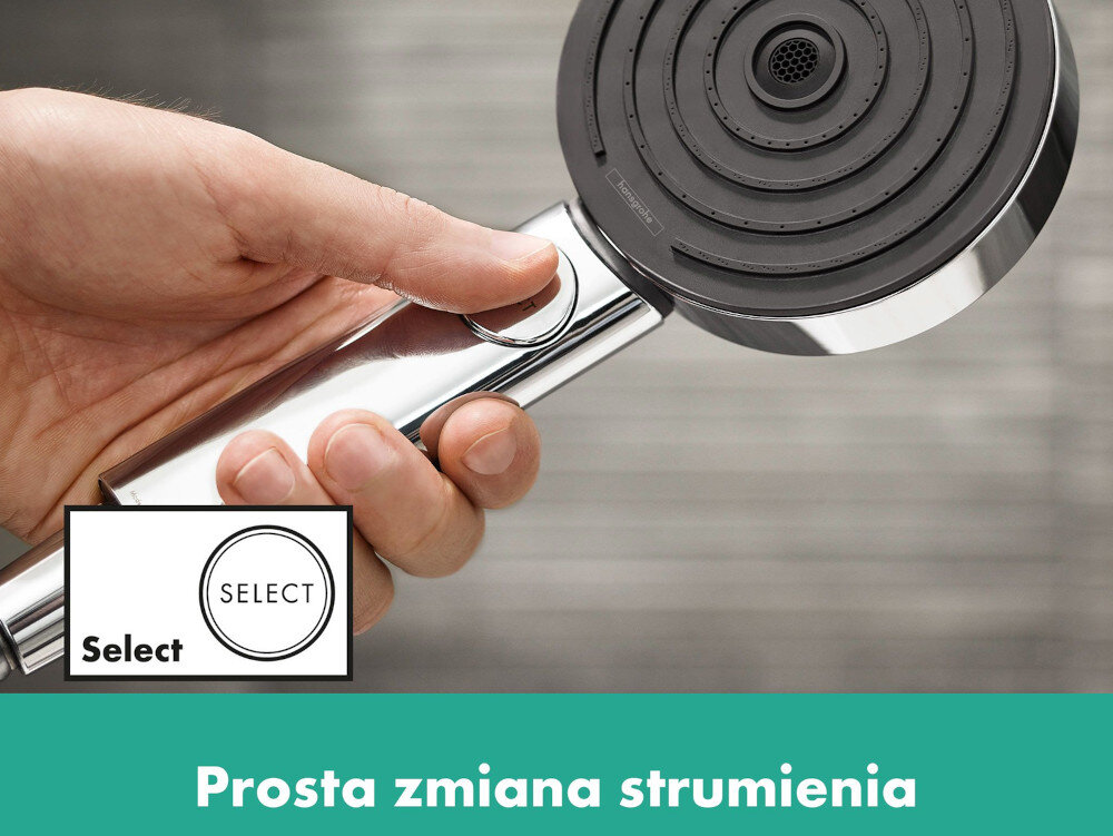 Osoba trzyma chromowaną słuchawkę prysznicową z czarną powierzchnią natryskową. Na dole widoczny jest napis \'Prosta zmiana strumienia\'.