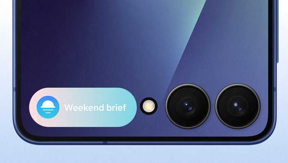 złożony Z Flip7 z paskiem powiadomień