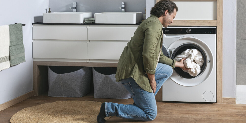 Pralka CANDY AI BS 49SB8-S Codzienne pranie w mniej niż godzinę szybkie skuteczne Higiena Plus Specjalne 59 minut ekspresowe prania