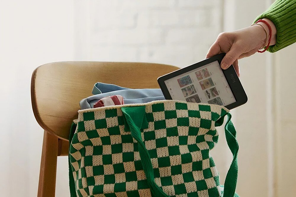 Czytnik e-booków KOBO Clara Colour 6, Podświetlany ekran, Wi-Fi, Bez reklam Czarny pamięć bateria czas działania ładowanie