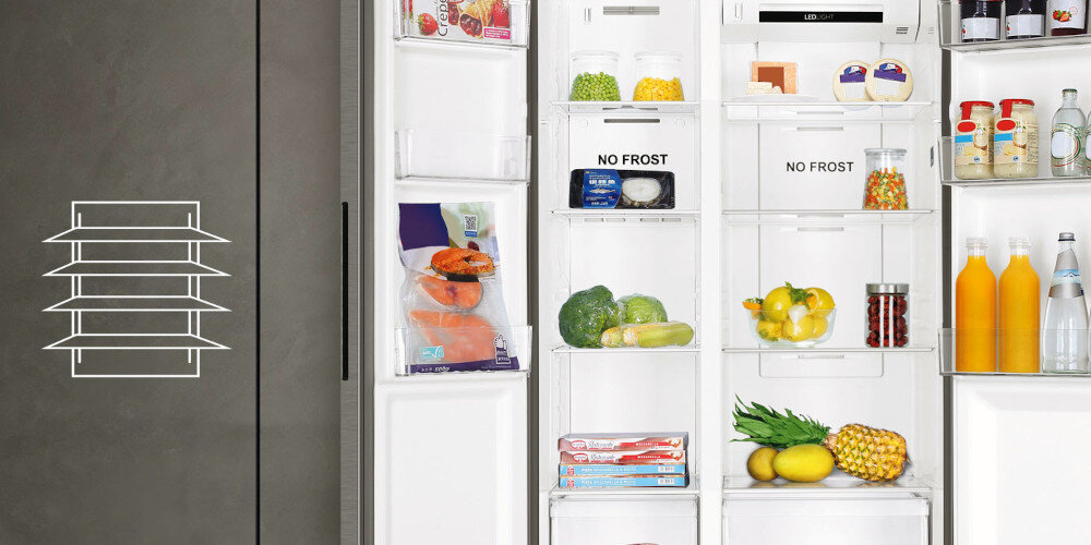 LODÓWKA HAIER HSR3918ENPG wizualizacja zdjęcie lifestyle grafika półki front otwarta wnętrze produkty spożywcze Cztery solidne wykonane z hartowanego szkła utrzymanie porządku elastyczne przemyślane rozmieszczenie wnętrze środek łatwe czyszczenie