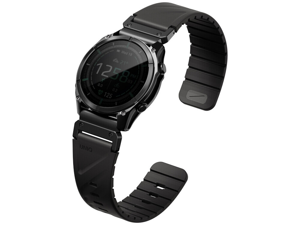 Czarny pasek do zegarka z napisem \'UNIQ\' na zapięciu, przymocowany do zegarka z okrągłą tarczą. Wyświetlacz zegarka pokazuje czas i inne informacje w kolorze zielonym.