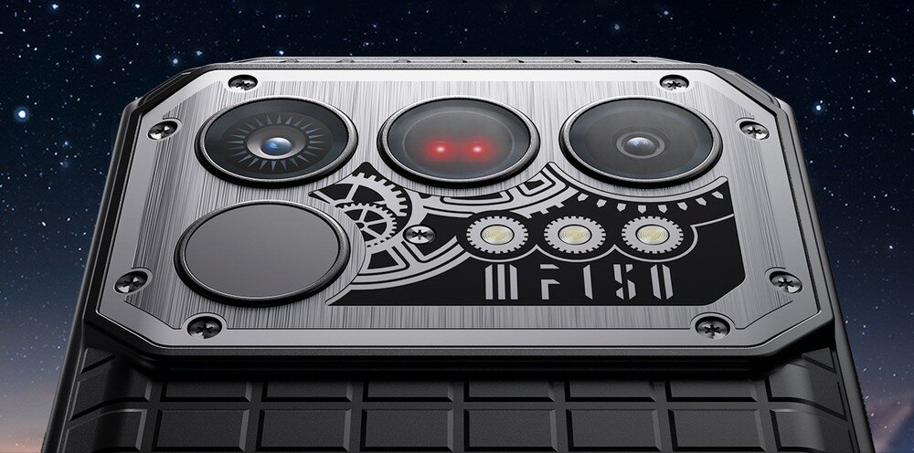 Smartfon IIIF150 Raptor 5G kadr na aparaty, Patek Philippe AQUANAUT i Richard Mille design inspiracja Ośmiokątny korpus o wadze 310 g i wymiarach 168,8 × 79,6 × 15,85 mm 