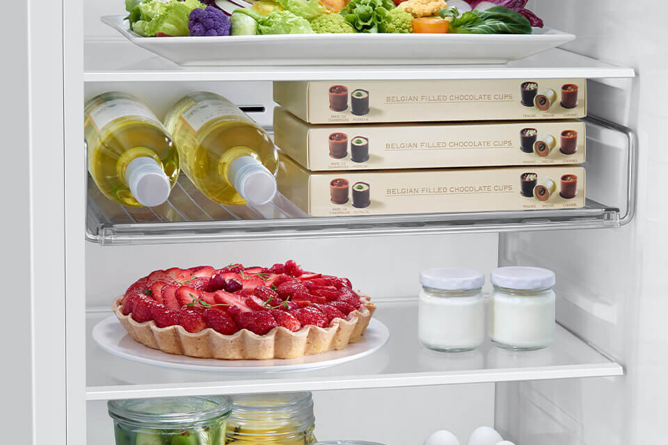 chłodziarko-zamrażarka brb70f26ces0eo z wielofunkcyjną półką na wino