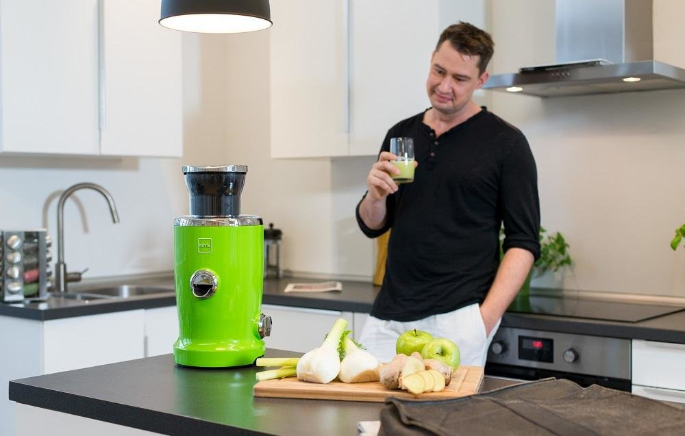 Wyciskarka do soku NOVIS Vita Juicer Czerwony CZYSZCZENIE