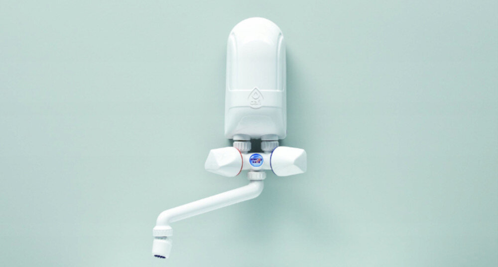 Przepływowy podgrzewacz wody DAFI z baterią białą niewielkie rozmiary waga Długość Oszczędność miejsca