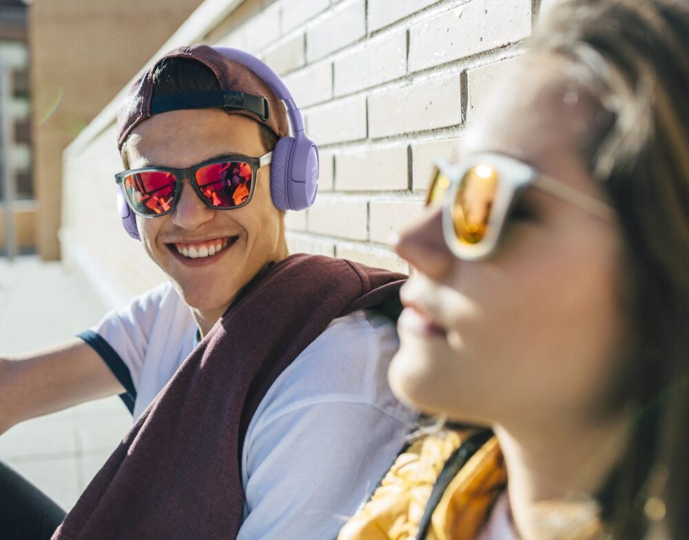 JBL Tune 670NC przetworniki aktywna redukcja szumów design dopasowanie łączność wygoda sterowanie bateria