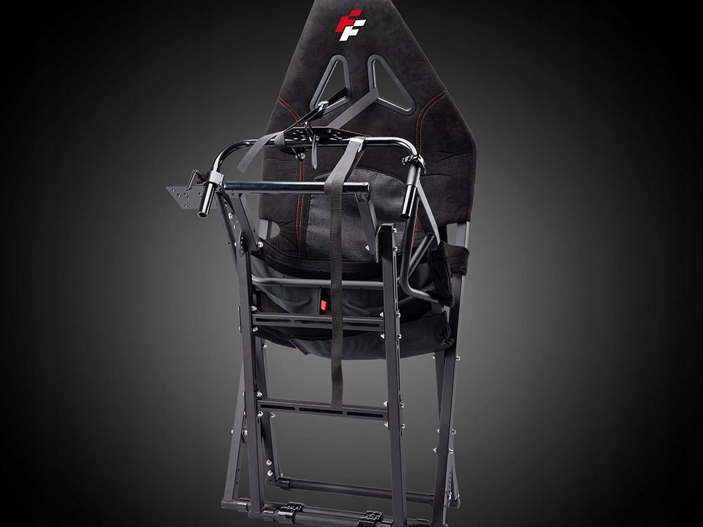 Złożony kokpit FLASHFIRE Flashseat Lite F910 na ciemnym tle.