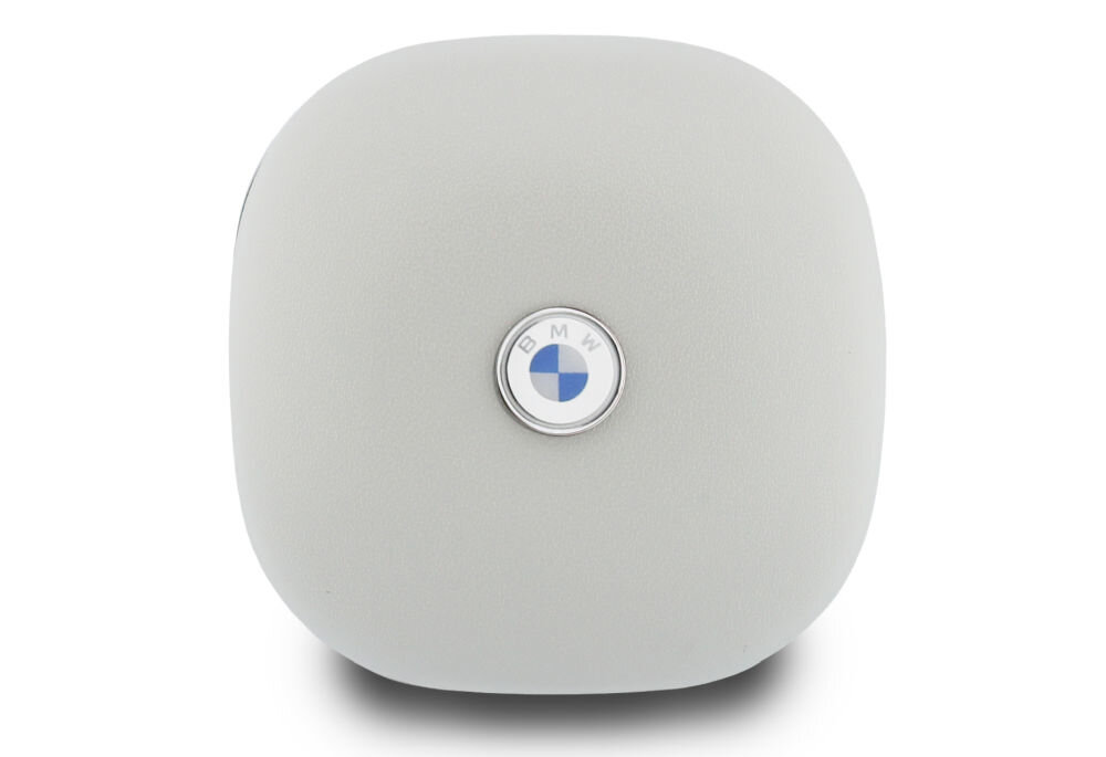 Słuchawki BMW TWS czarne design logo elegancki styl bezprzewodowe dokanałowe, etui ładujące na białym tle