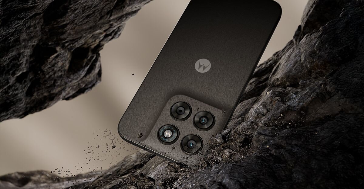 MOTOROLA Moto G77 PANTONE IP64 Corning Gorilla Glass 7i trwała konstrukcja