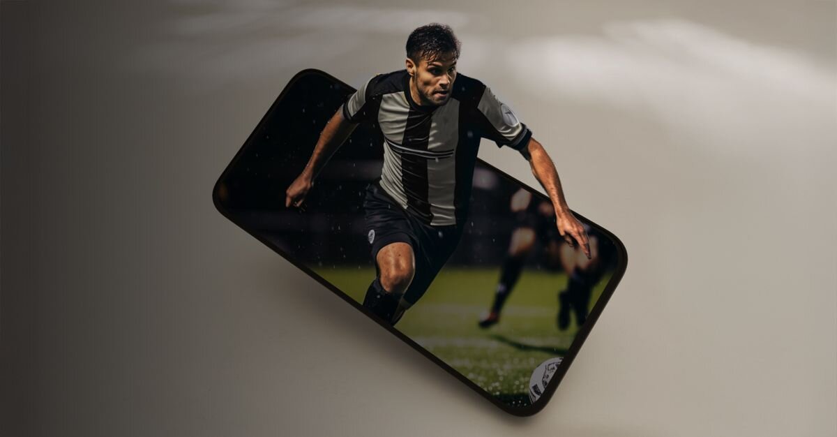 MOTOROLA Moto G77 ekran 6,78 cala Extreme AMOLED Super HD 5000 nitów