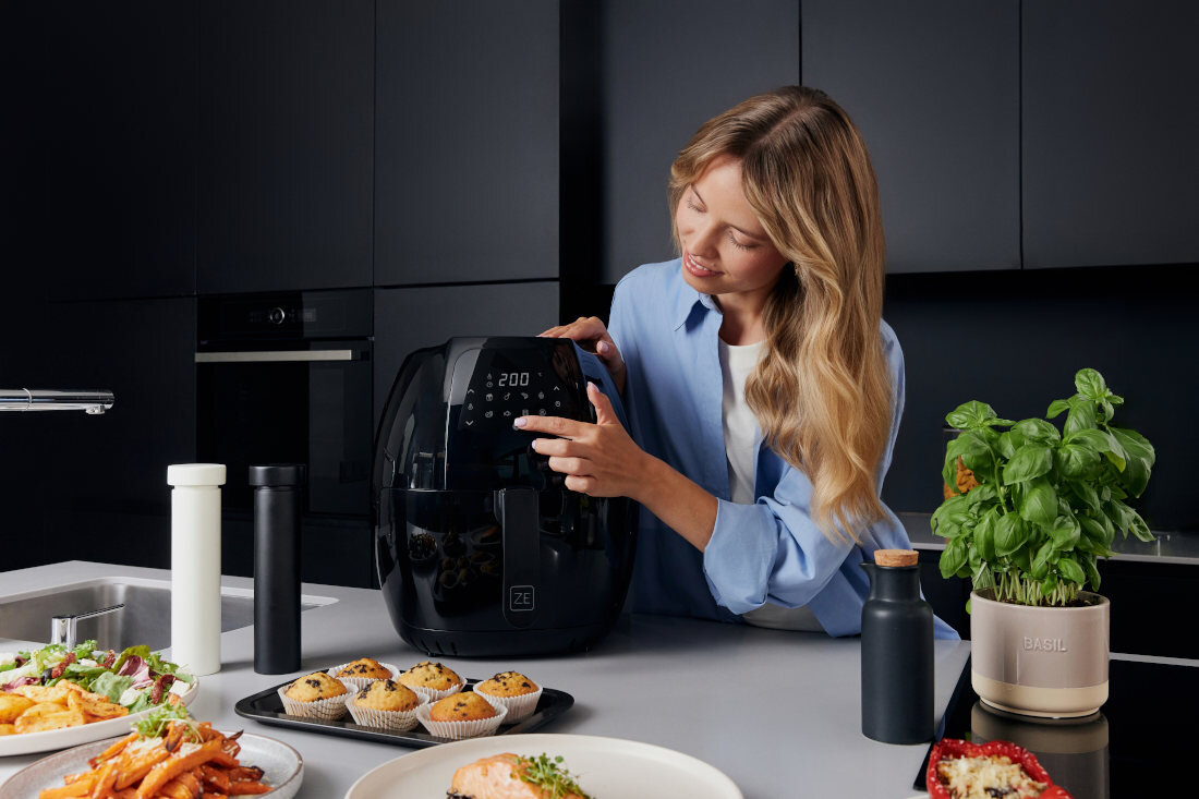 Frytkownica beztłuszczowa ZEEGMA Knapper Grand Air Fryer bezpieczeństwo użytkowania zabezpieczenie przed przegrzaniem ochrona Timer precyzja