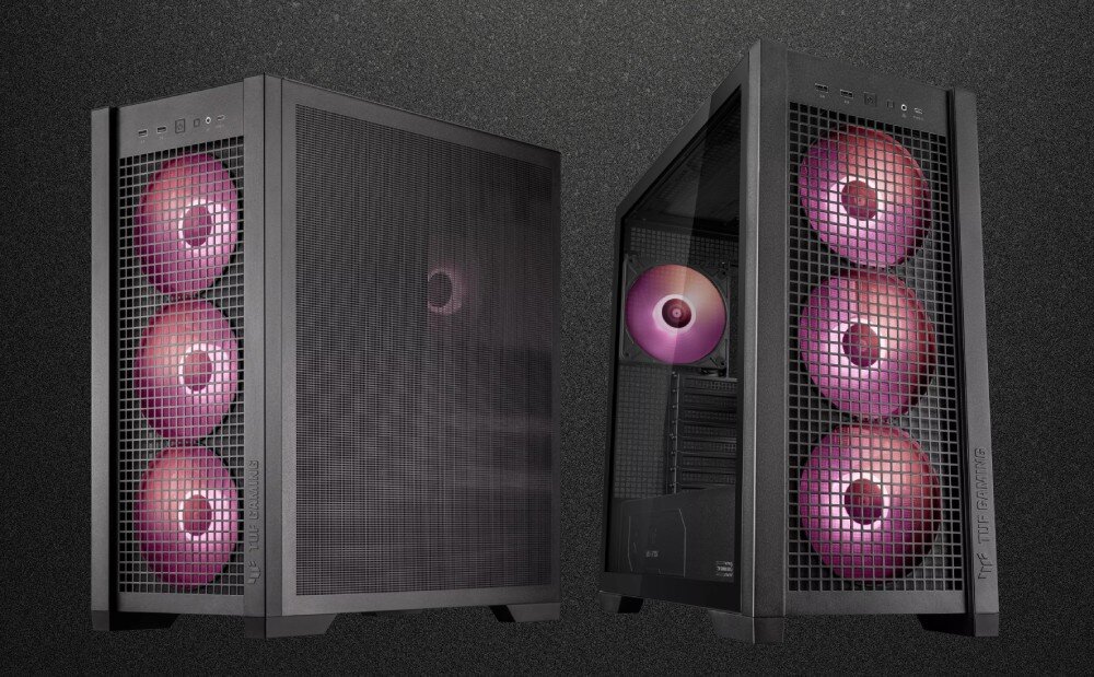 Komputer MAD DOG Powered By Asus GT302-A01DR32 Dwa ujęcia czarnej obudowy komputera stacjonarnego z trzema różowymi wentylatorami widocznymi za przednim panelem z siatki