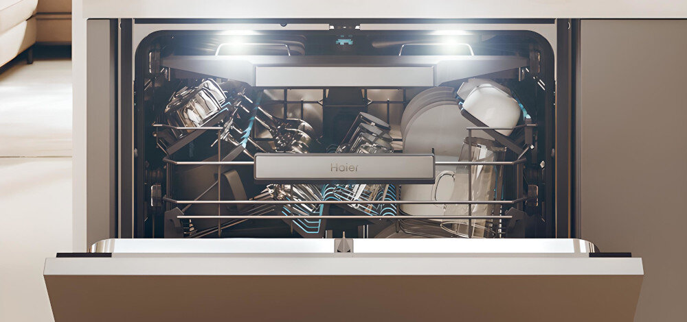 ZMYWARKA HAIER XS 4A4M4PB Oświetlenie wnętrza widoczność wygoda załadunek rozładunek