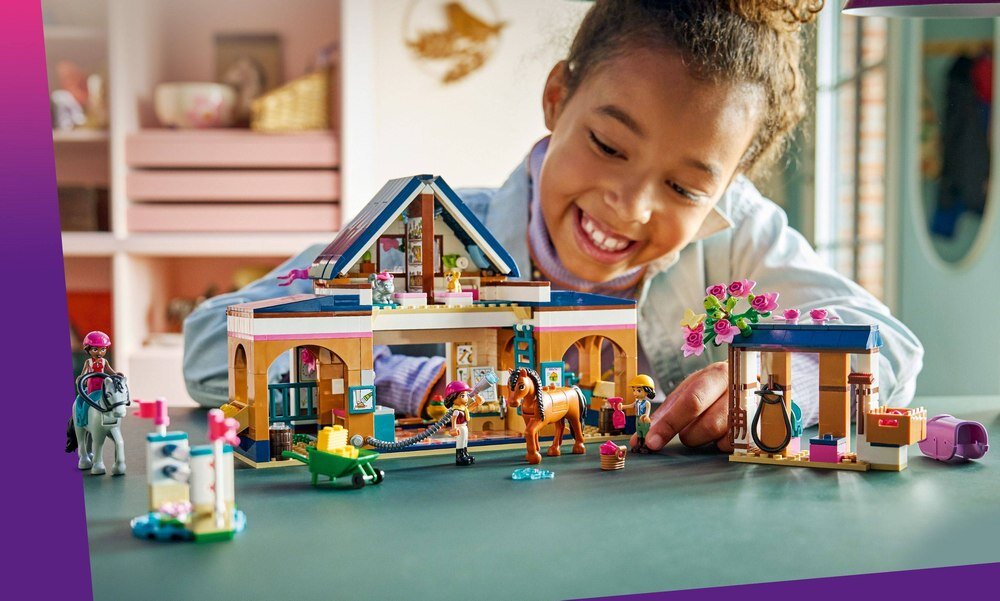 LEGO 42688 Friends Stadnina i szkółka jeździecka elementy opis konstrukcji wiek
  