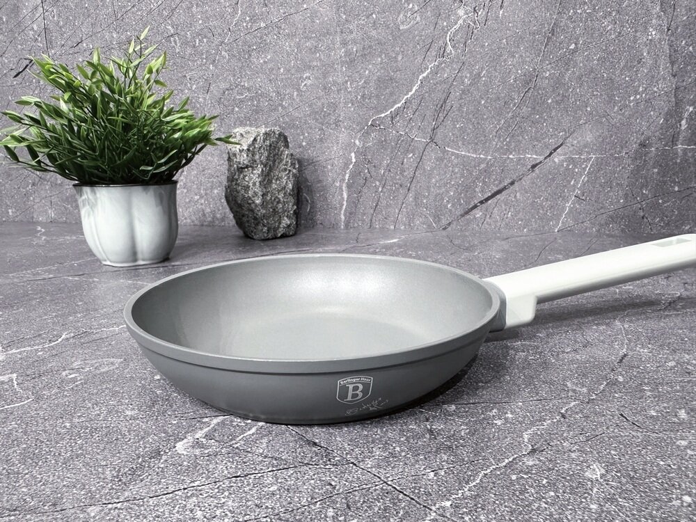 Zestaw garnków BERLINGER HAUS Aspen BH 8245 15 elementów korpus naczyń z kutego aluminium, trwałośc, równomierne rozprowadzenie ciepła