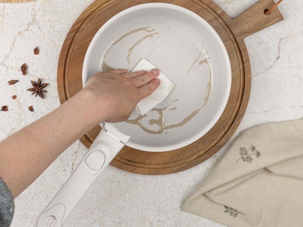 Zestaw patelni i garnków BERLINGER HAUS Sahara Nordic BH-8420 3-warstwowa powłoka nieprzywierajaca titanpro, smażenie, duszenie, mieszanie