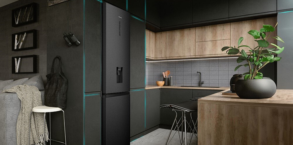 Lodówka HISENSE RB440N4WFE idealnie dopasowana