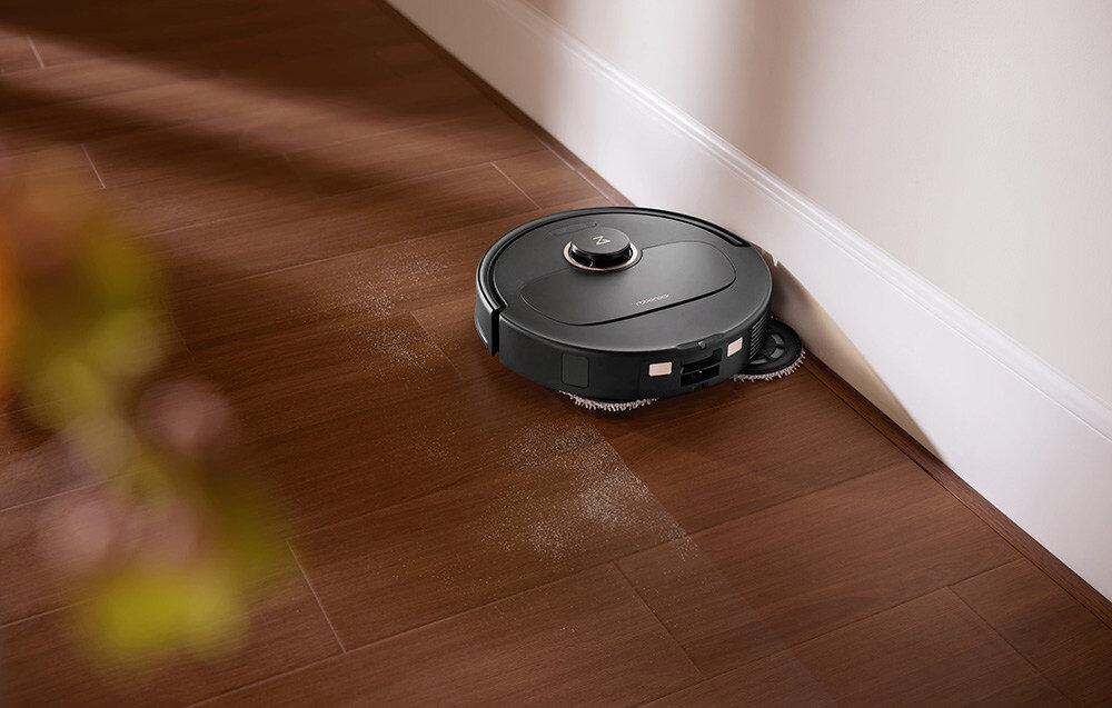 Robot sprzątający ROBOROCK Qrevo 5AE Czarny wygląd prezentacja design wizualizacja Robot do zadań specjalnych