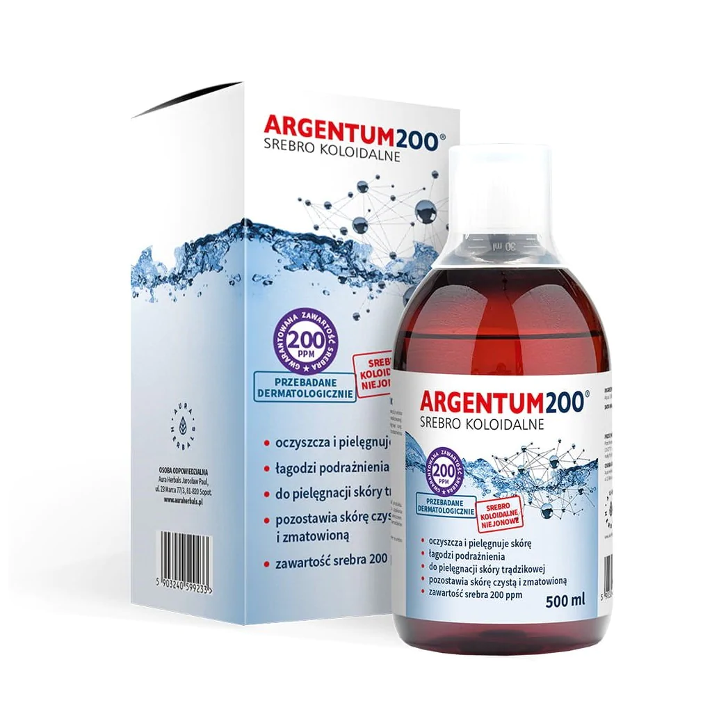 Na obrazie widoczna jest butelka z tonikiem oraz opakowanie z napisem \'ARGENTUM 200 SREBRO KOLOIDALNE\'. Na opakowaniu znajdują się informacje o właściwościach produktu, takie jak \'oczyszcza i pielęgnuje skórę\' oraz \'zawartość srebra 200 ppm\'.