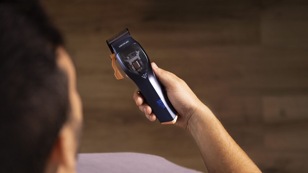 Strzyżarka CECOTEC PrecisionCare Expert Vector kilka strzyżeń, dopasowane ładowanie, mozliwość podłączenia w różnych miejscach
