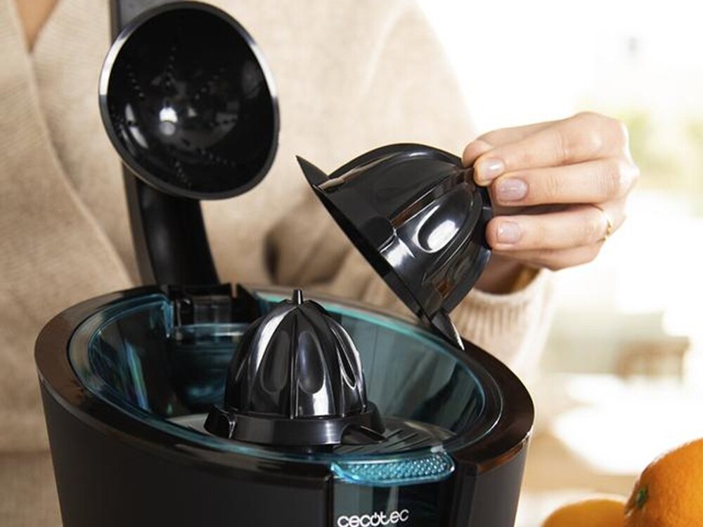 Wyciskarka do cytrusów CECOTEC EssentialVita Hyden 600 filtr regulujący ilość miąższu, dopasowany sok