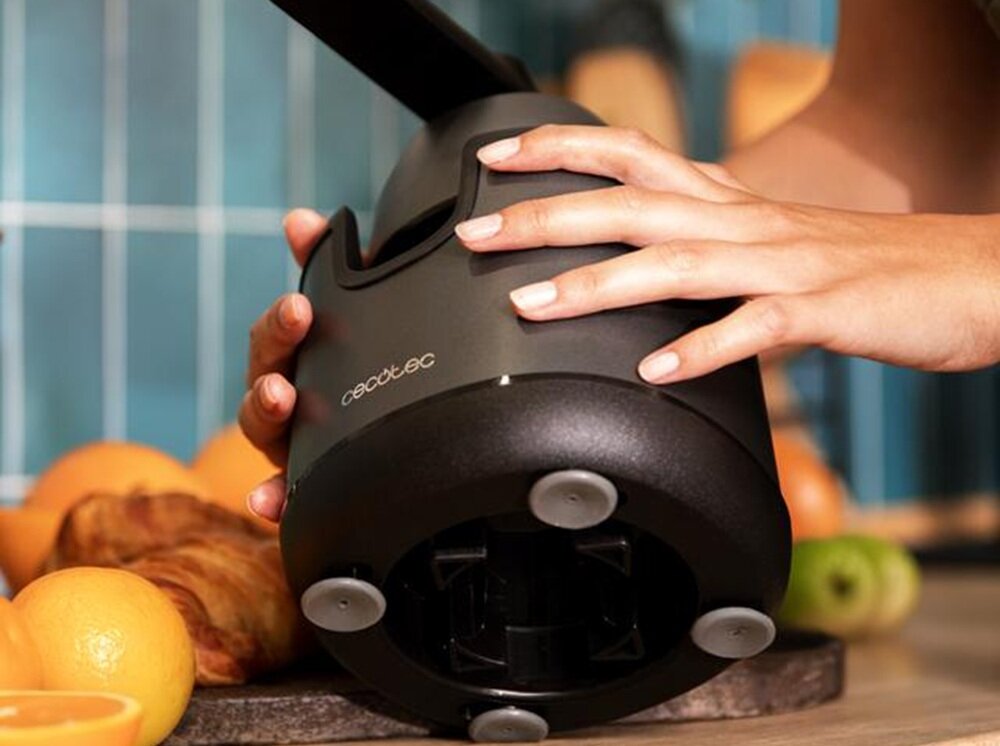 Wyciskarka do cytrusów CECOTEC EssentialVita Hyden 120 Hybrid antypoślizgowe nóżki, plastikowy uchwyt, łatwiejsze przechowywanie, porządek w kuchni