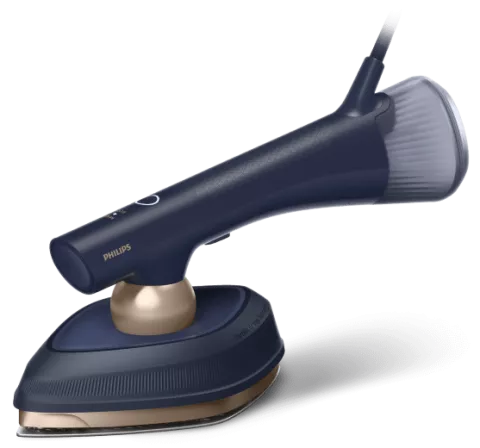 Na obrazie widoczna jest parownica do ubrań w kolorze granatowym z elementami złotymi. Na urządzeniu znajduje się logo \'PHILIPS\'.