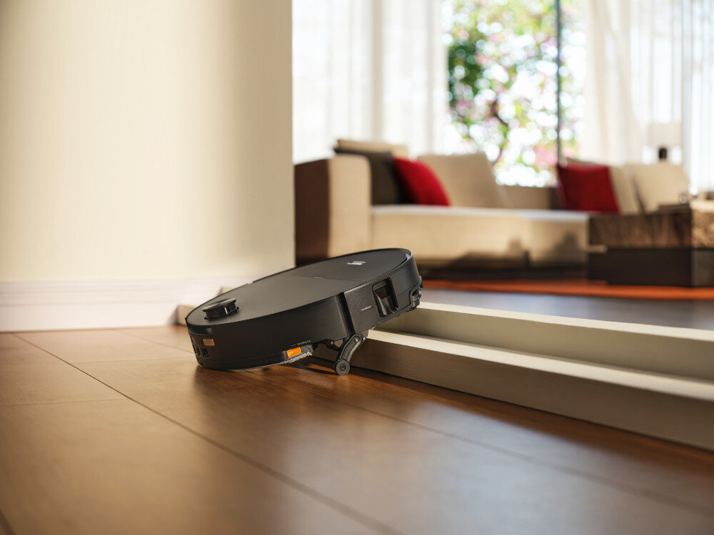 Robot sprzątający ROBOROCK Saros 20 Sonic Complete Czarny Pokonywanie przeszkód Podwozie AdaptiLift 3.0 pokonywanie progów do 8,8 cm dwuwarstwowych przeszkód