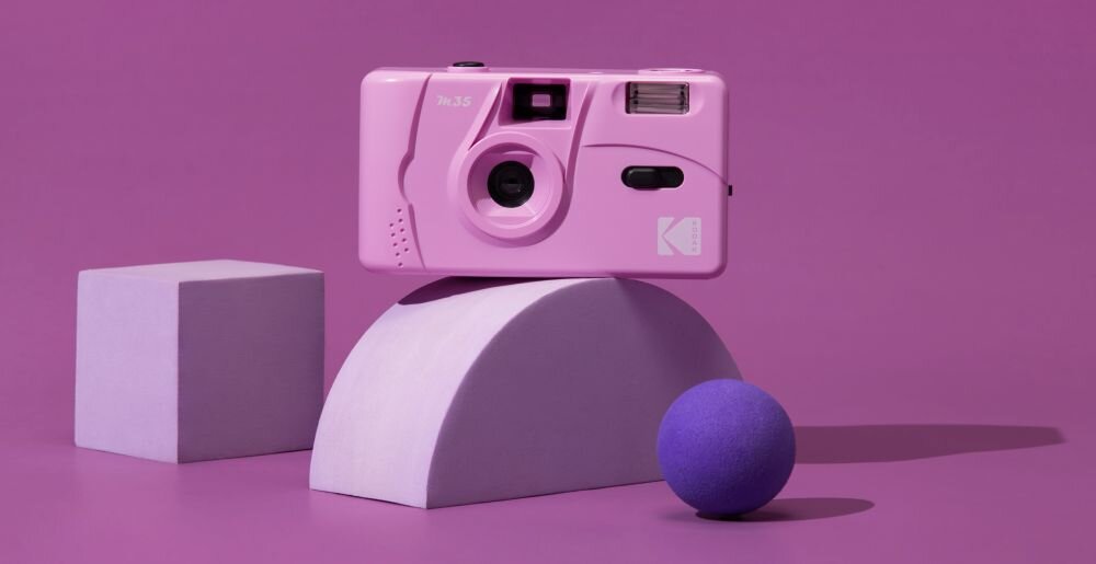 Aparat KODAK M35  zdjęcia obiektyw ekran wizjer ogniskowa przysłona migawka obudowa bateria zasilanie filmy nagrywanie rozdzielczość matryca rozmiar przekątna tryby iso montaż lampa światło przyciski sterowanie menu kontrast jasność balans bieli filtry cmos karta pliki format zapis seria