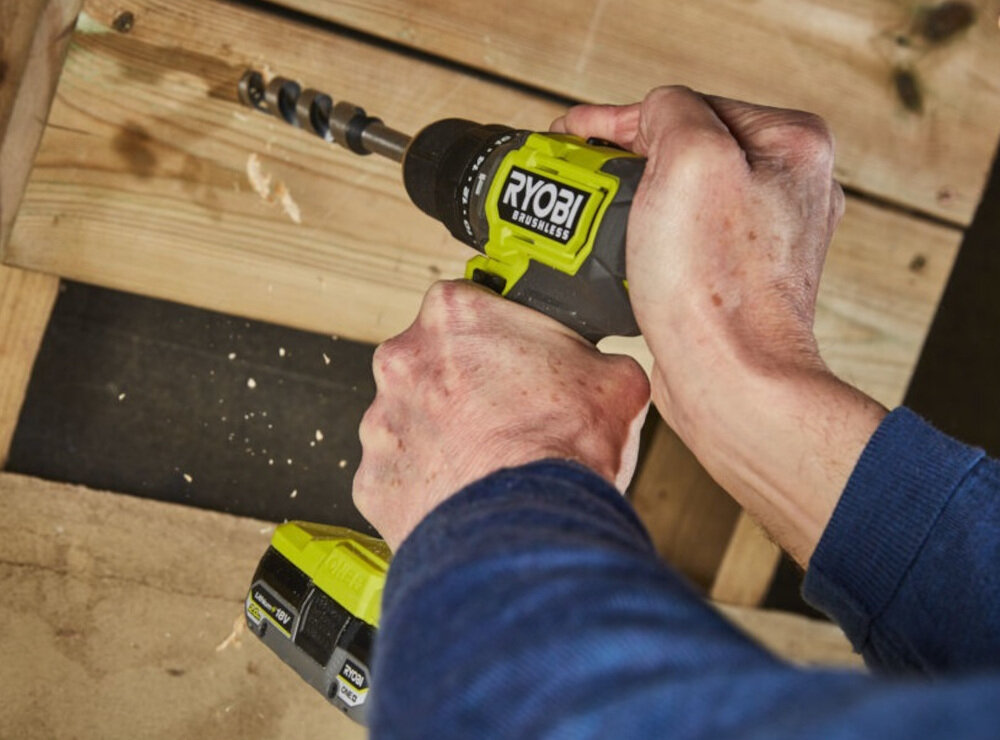 Wiertarko-wkrętarka RYOBI RPD18BL-2C20S elektronarzedzie ze swietnymi parametrami technicznymi solidne niezawodne male wymiary niewielka masa waga 1,2 kg