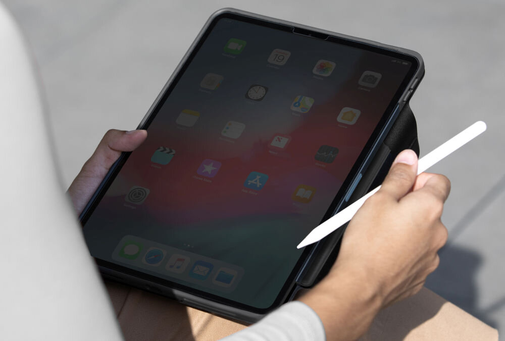 Etui Ryze 360 czarne składana podstawka obrotowa