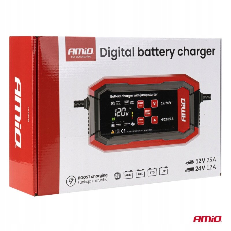 Opakowanie ładowarki do akumulatora z napisem \'Digital battery charger\' i logo \'AMiO\'. Widoczny jest obrazek urządzenia z wyświetlaczem pokazującym \'12.0V\' oraz przyciskami i ikonami trybów ładowania.