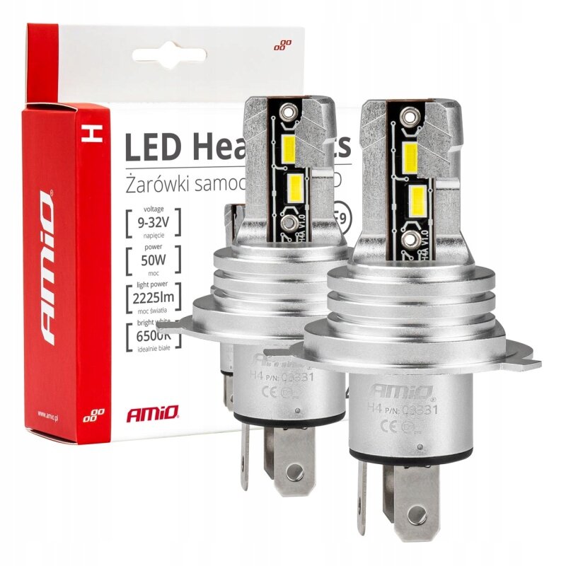 Na obrazie widoczne są dwie srebrne żarówki LED oraz czerwone opakowanie z napisem \'Amio\'. Na opakowaniu znajdują się informacje: \'LED Headlights\', \'Żarówki samochodowe\', \'voltage 9-32V\', \'power 50W\', \'light power 2225lm\', \'bright white 6500K\'.