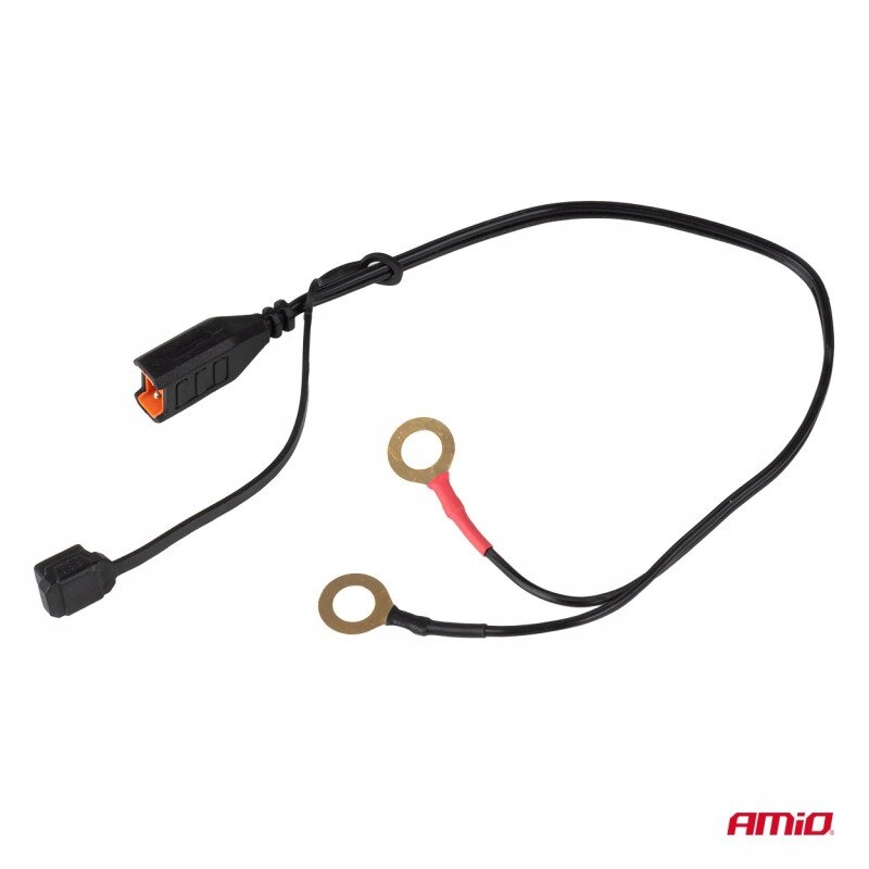 Na obrazie widoczny jest czarny kabel z dwoma końcówkami w formie oczek oraz złączem. W prawym dolnym rogu znajduje się logo \'AMiO\'.