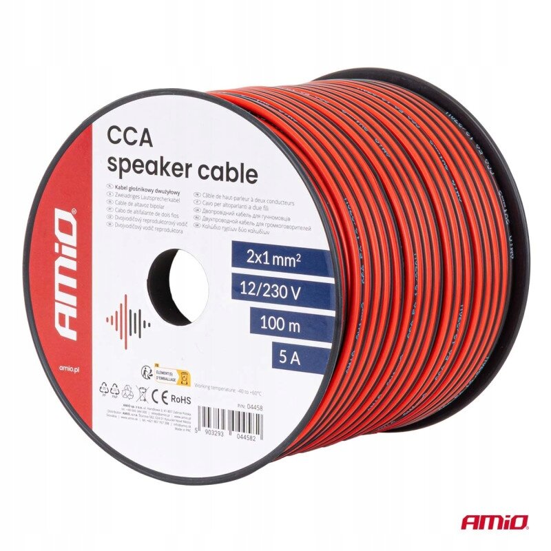 Zdjęcie przedstawia szpulę czerwono-czarnego kabla głośnikowego z etykietą \'CCA speaker cable\'. Na etykiecie widnieją informacje: \'2x1 mm²\', \'12/230 V\', \'100 m\', \'5 A\', oraz logo \'AMIO\'.