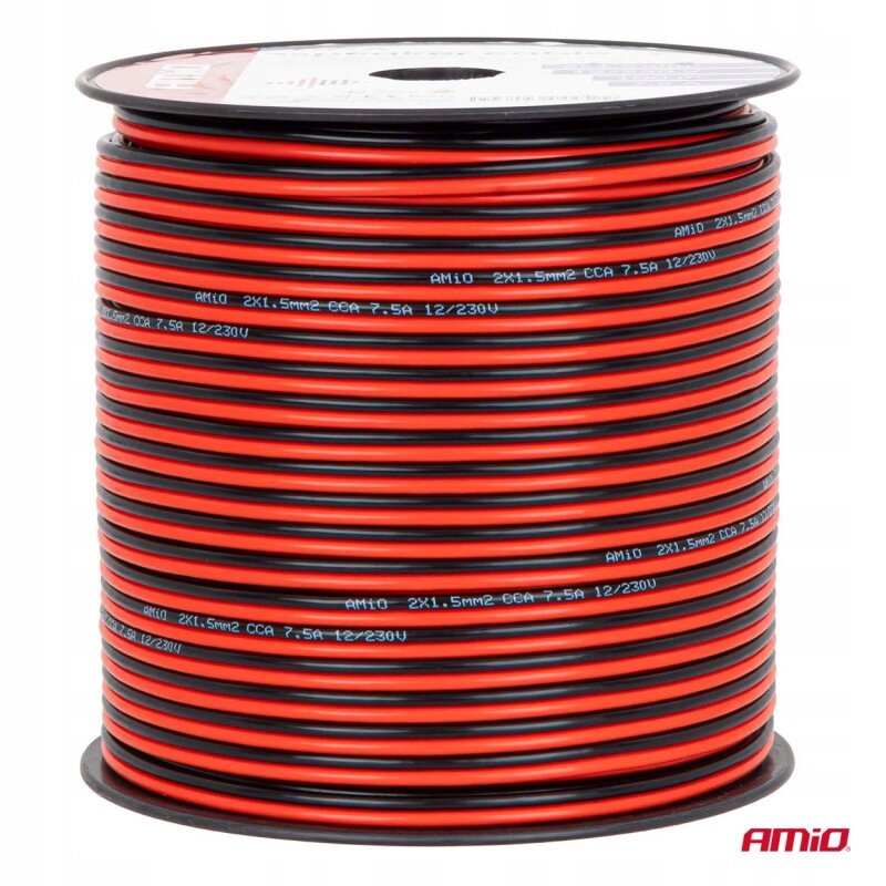 Zdjęcie przedstawia szpulę z nawiniętym czerwono-czarnym kablem głośnikowym. Na kablu widoczny jest tekst: \'AMIO 2X1.5mm2 CCA 7.5A 12/230V\'.