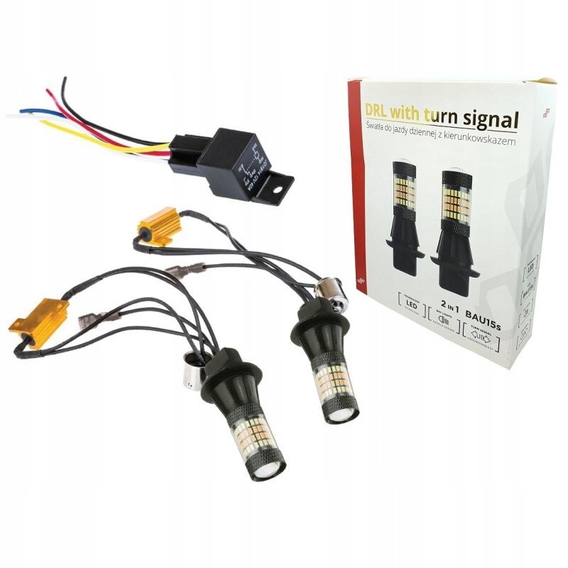 Na obrazie widoczne są dwie żarówki LED z przewodami oraz pudełko z napisem \'DRL with turn signal Światła do jazdy dziennej z kierunkowskazem\'. Obok znajduje się czarny moduł z kolorowymi przewodami.