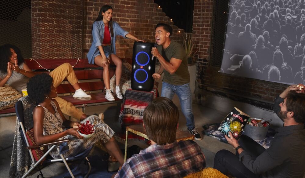 Mikrofon JBL PartyBox Wireless (2 szt.) wlacz wylacz przycisk