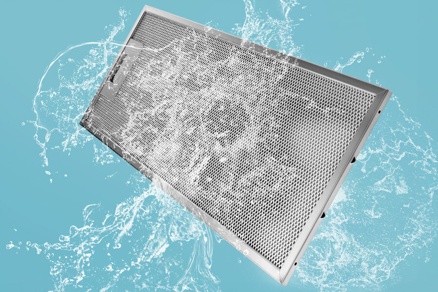 Okap teleskopowy Samsung NK24M1030IB został wyposażony w filtr aluminiowy