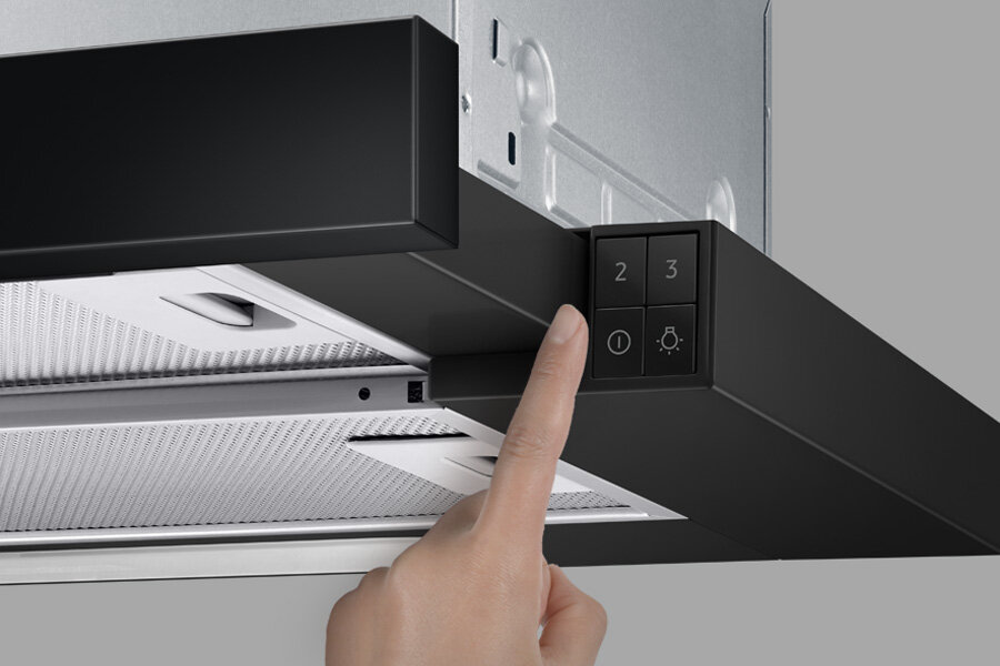 Okap teleskopowy Samsung NK24M1030IB został wyposażony w 3 stopnie prędkości