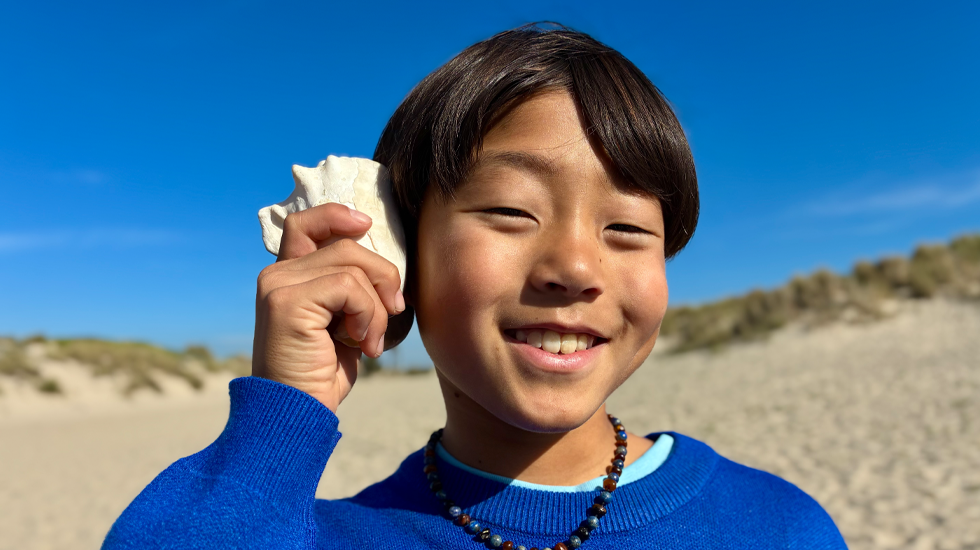 Zdjęcie wykonane aparatem Fusion 48 MP, zaprezentowana funkcja udoskonalonych portretów, w kadrze twarz osoby