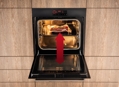 Zbliżenie na piekarnik Amica; widok od góry i wizualizacja funkcji piekarnika Amica: SoftClose - miękkie domykanie