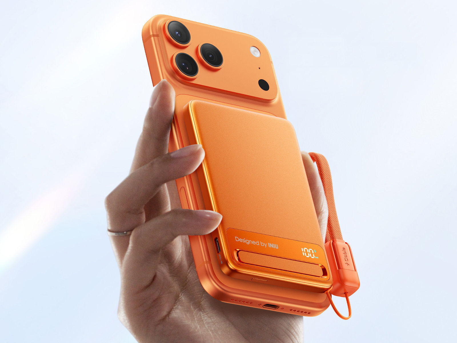 INIU MagPro Slim 5000 mAh 30 minut iPhone’a 16 do 70% - telefon podłączony do powerbanka