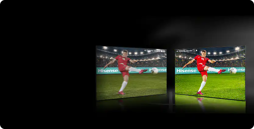 Obraz przedstawia dwa ekrany telewizorów z piłkarzem kopiącym piłkę na stadionie. Na ekranach widoczne jest logo \'Hisense\'.